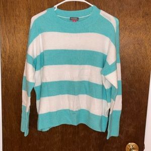 Vince Camuto sweater